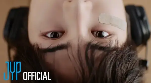 반창고 (Band-Aid) Lyrics – KickFlip (킥플립)