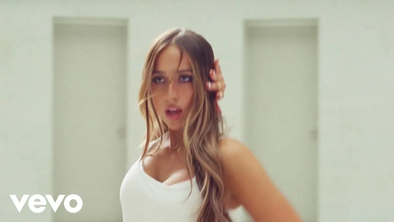 Revolving Door Lyrics - Tate McRae 2025